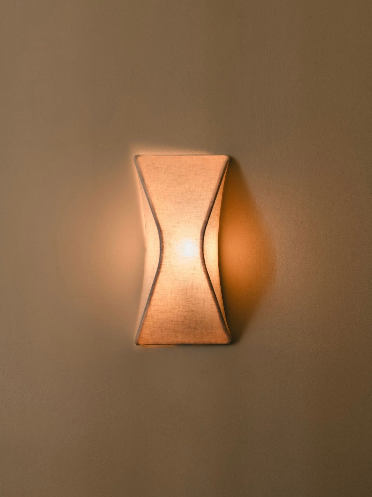 "Arête" Wall Sconce