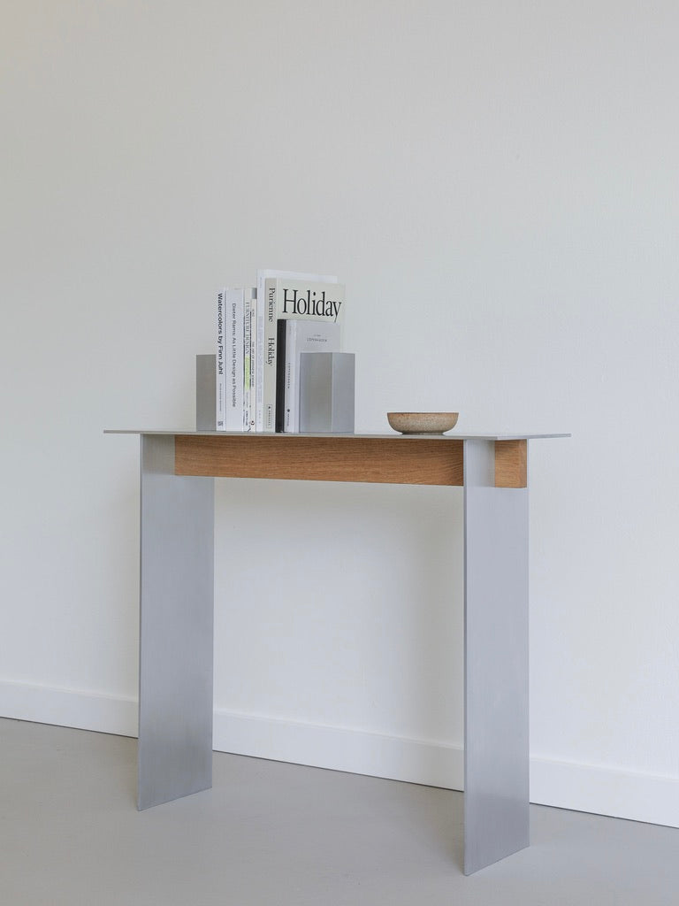 AL-02 Console Table