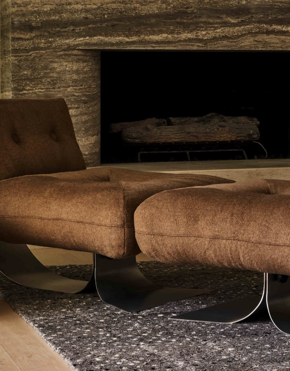 Alta Chair by Oscar Niemeyer