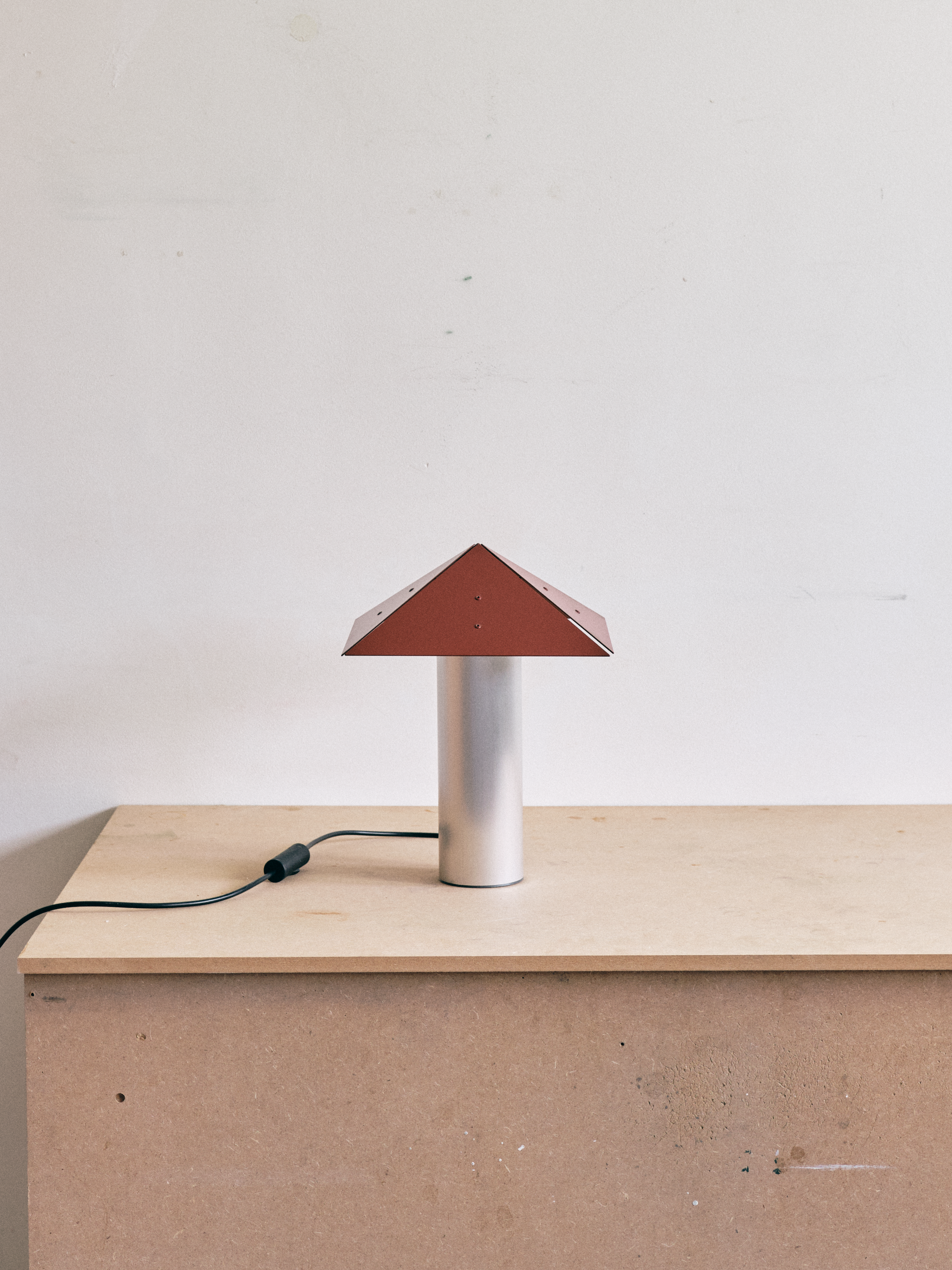 Chimney Table Lamp - Art Deco Style — additional view