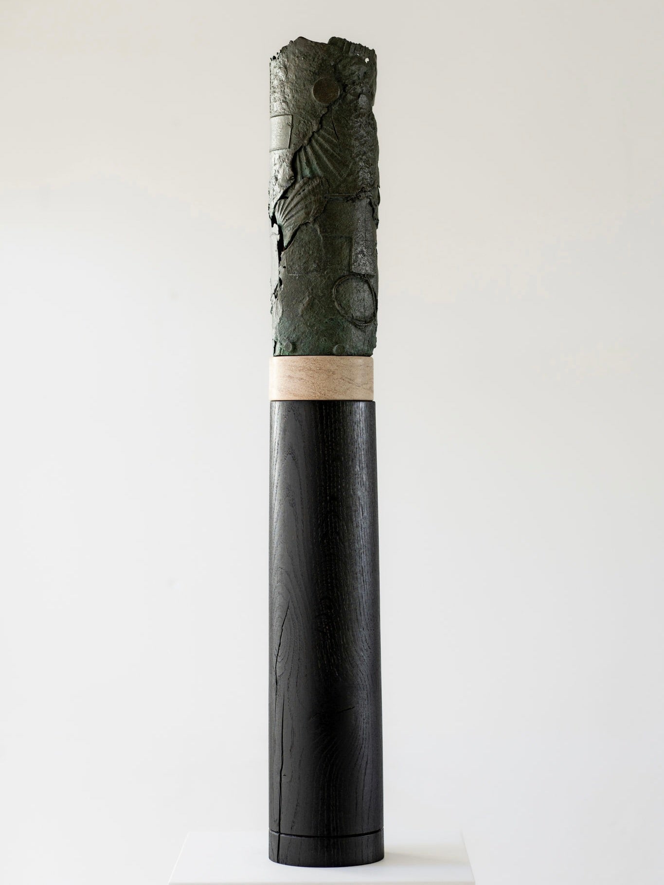 'Burial Pole'