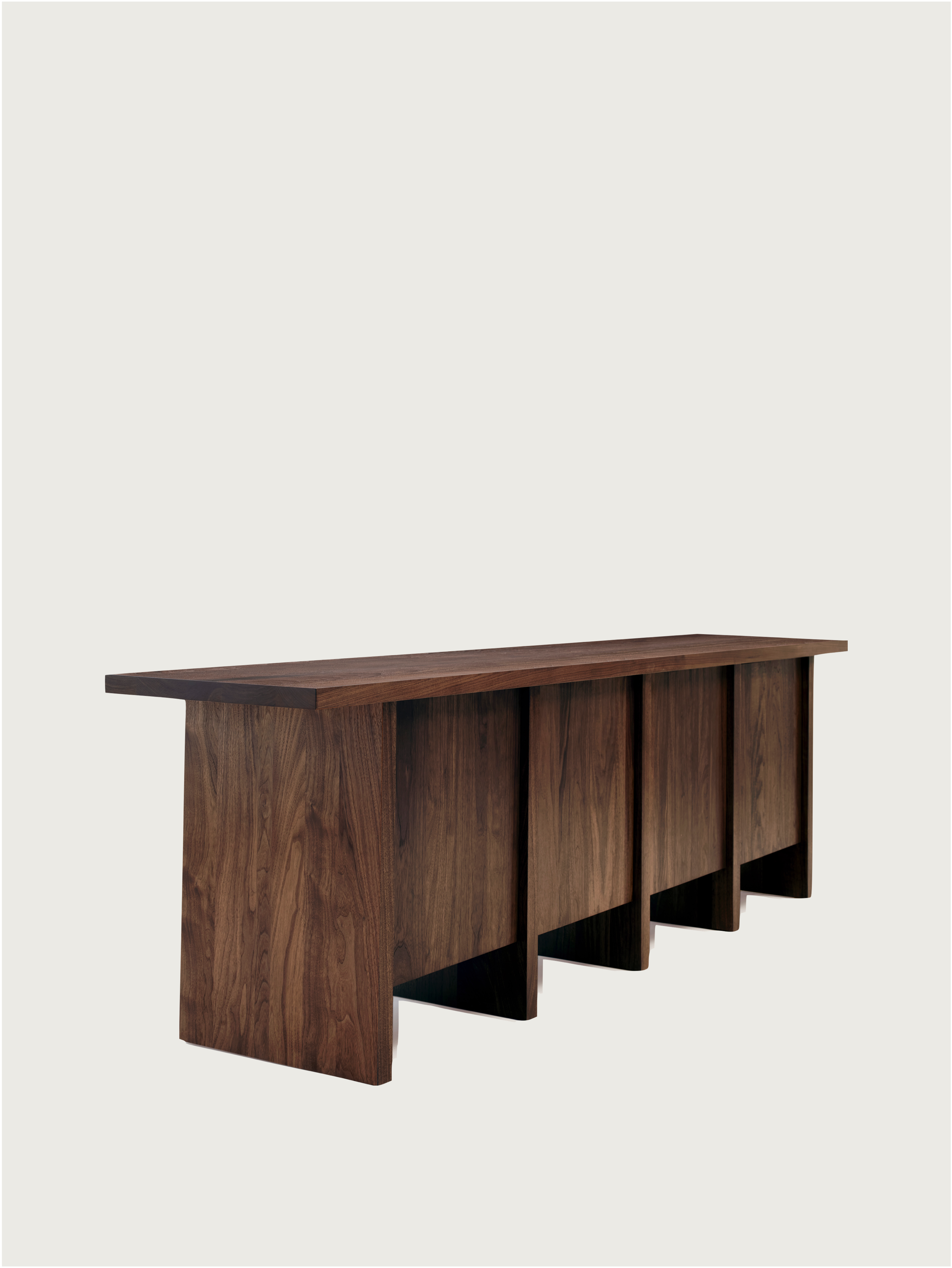 Edda Credenza