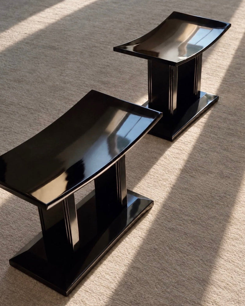 Oriole Lacquer Stool