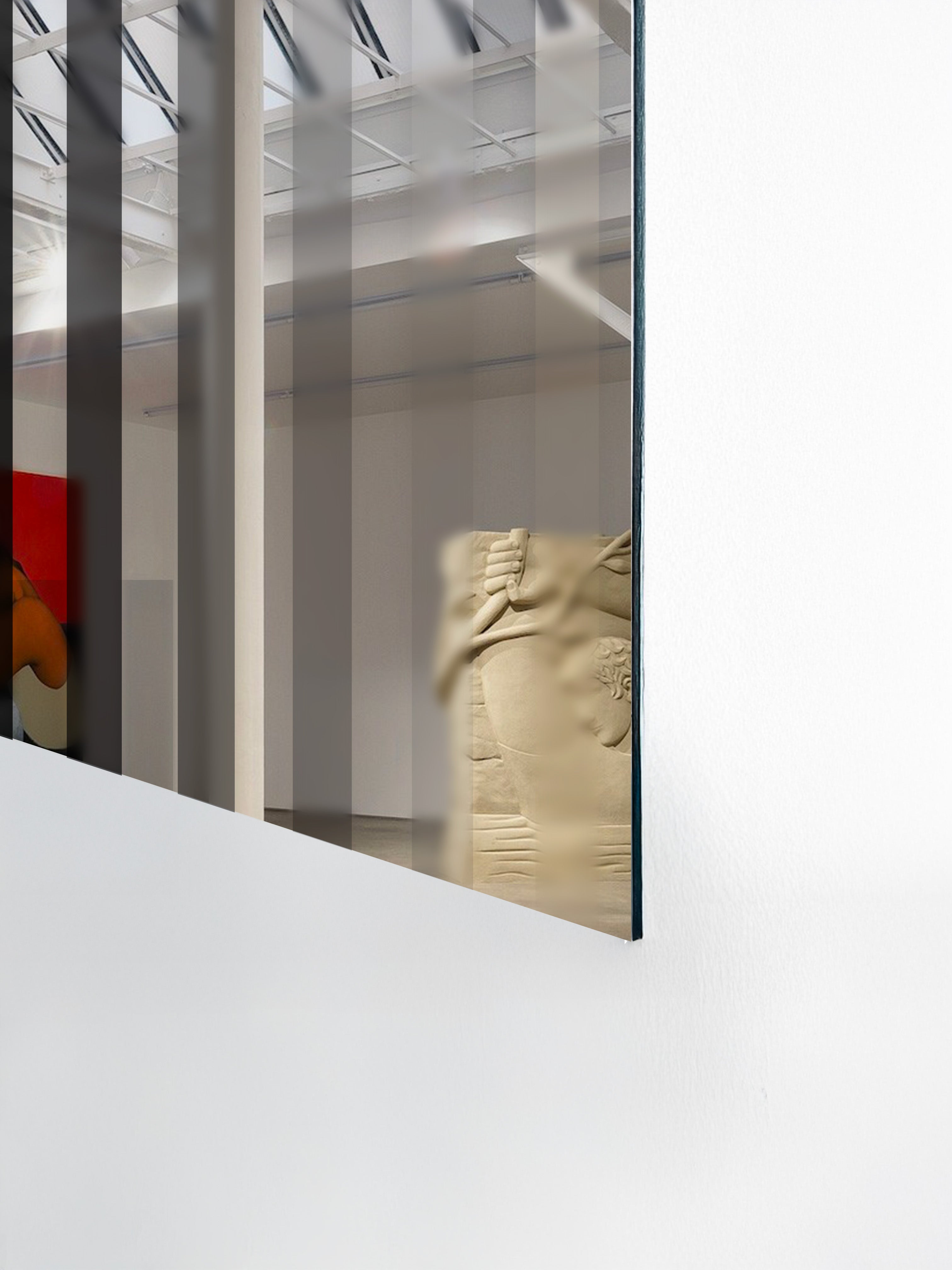 Minimalism mirrored Sculpture - OSMOSE BANDE DE 2 N°8 — side angle showing reflective surface in gallery setting