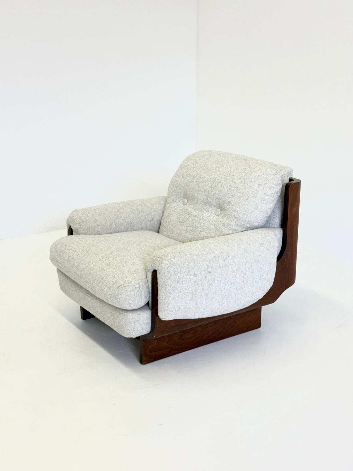 Italian Brutalist - mid century armchair — view 10