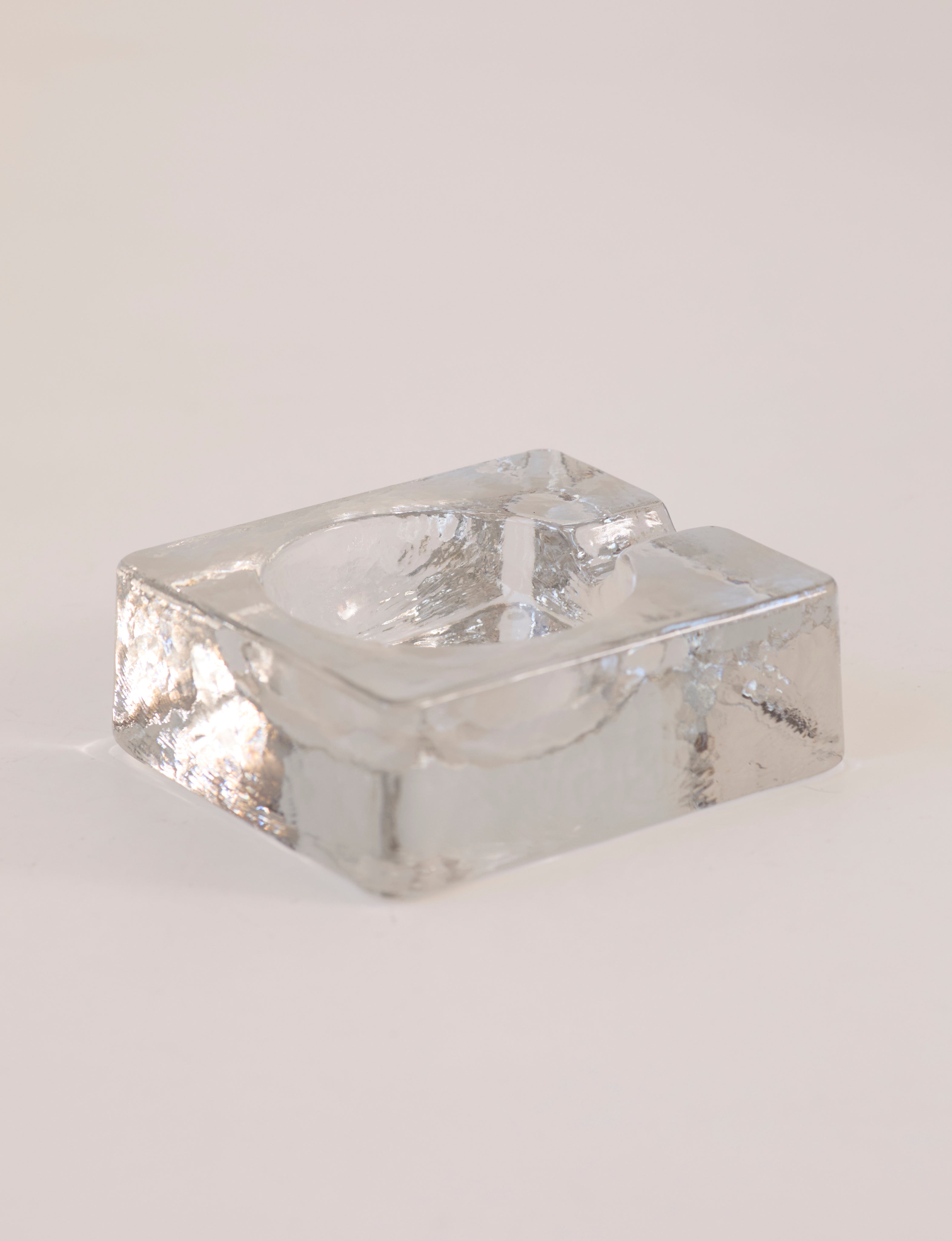 Scandinavian Clear Ashtray in Glass by DIG IN JAPAN | The Oblist — handcrafted glass design