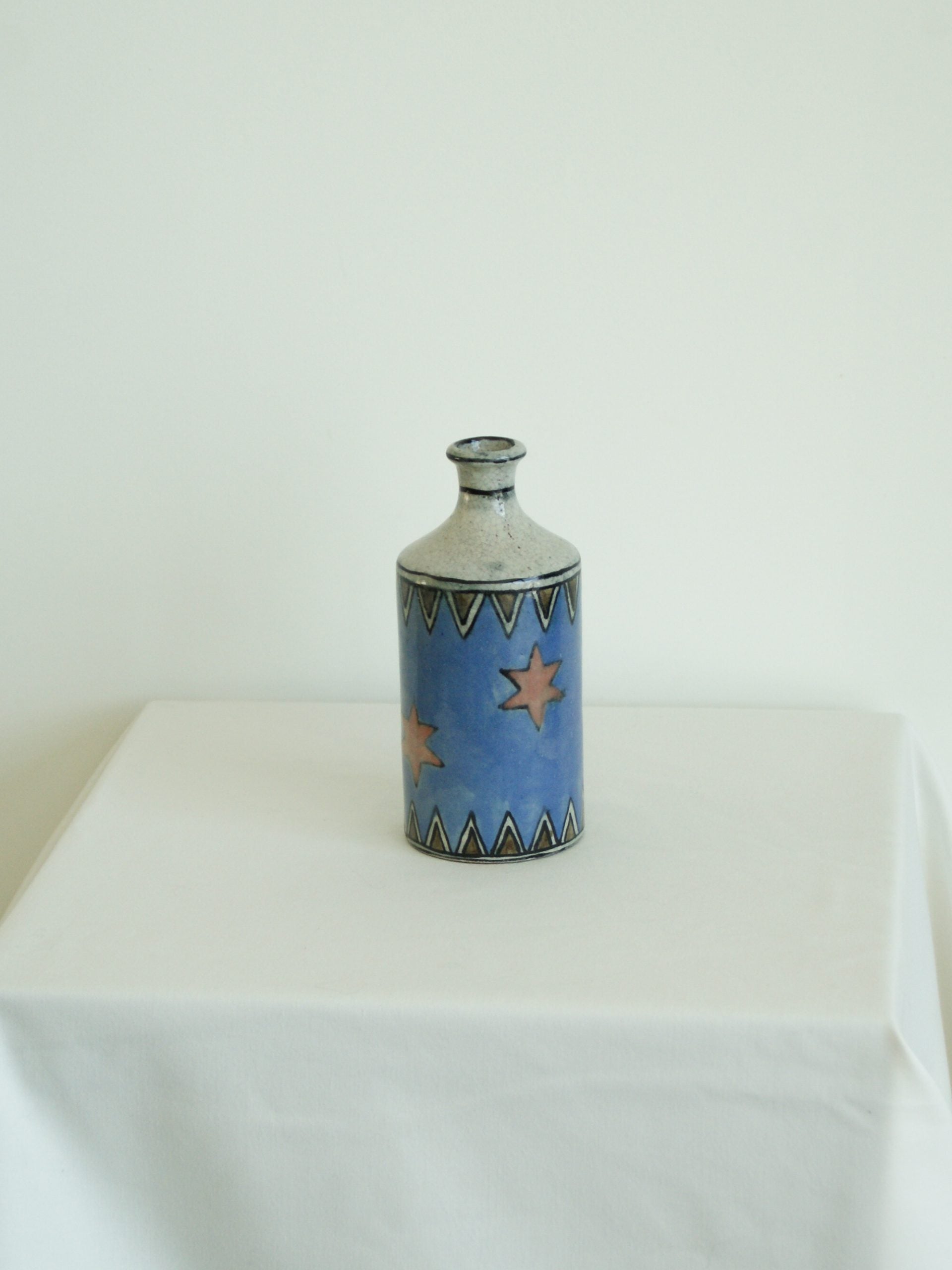 Stars Handpainted Vase by Tafelgeluk | The Oblist