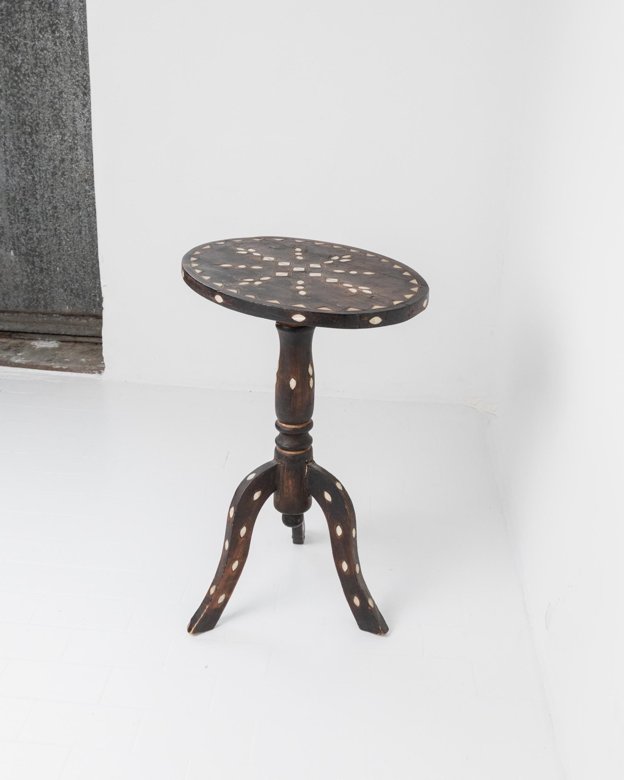 Vintage Early 19th Century Side Table, Dark Wood with Mother of Pearl Inlay, Three Legged Oval Form, Ethno Style Furniture, Gift Idea — additional view