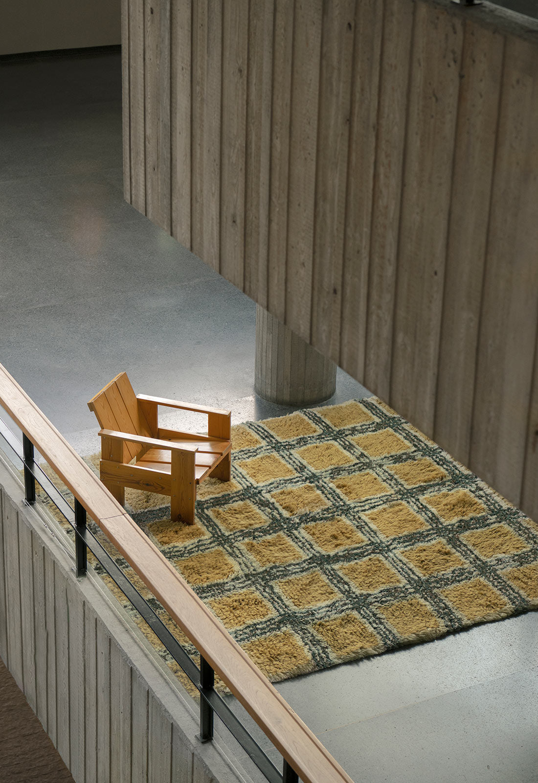 Evelina Kroon 'Shaggy' Handwoven Rug in New Zealand Wool, Pergola — detail view