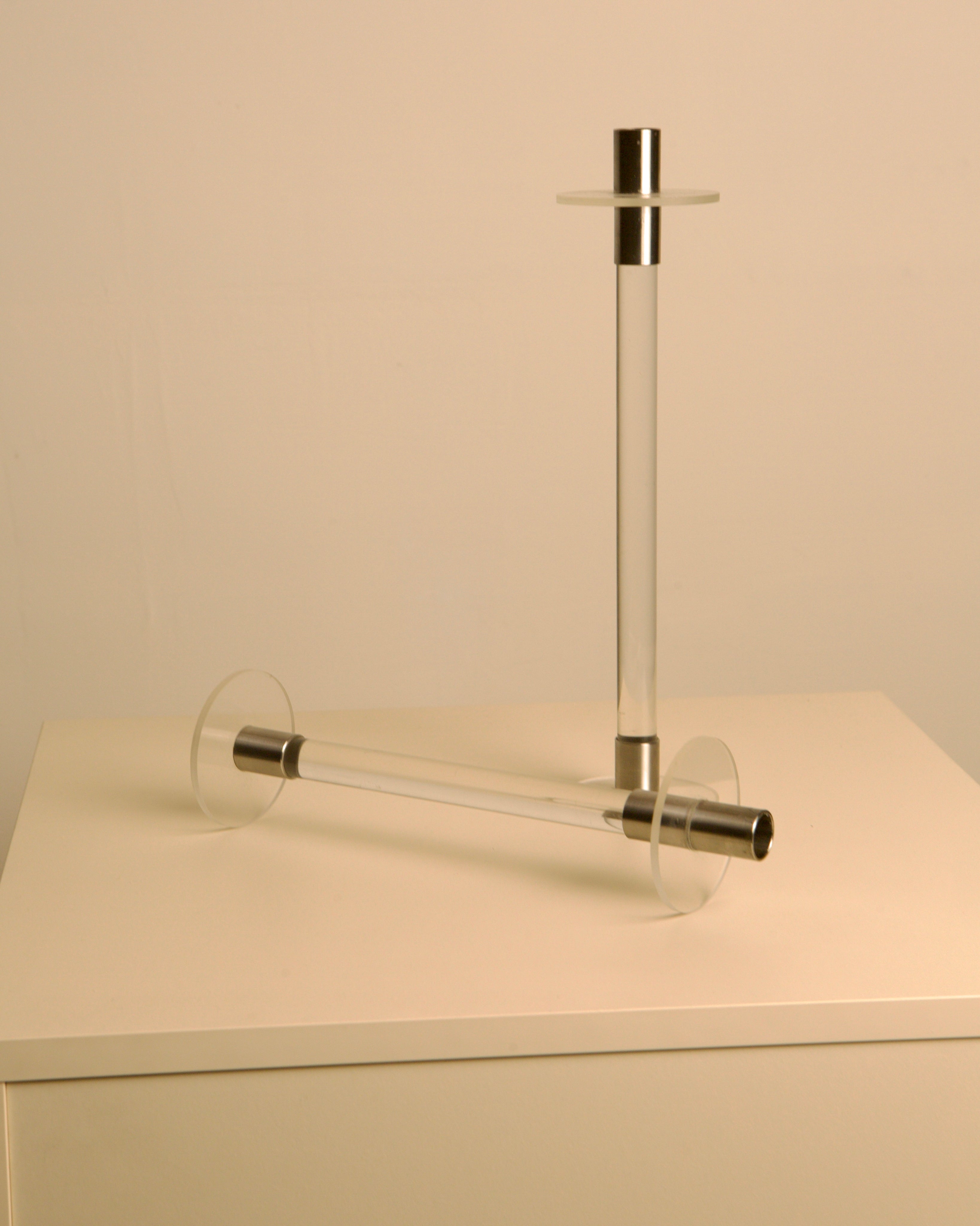 Paire de Bougeoirs en Lucite et Argent Italiens, Années 70