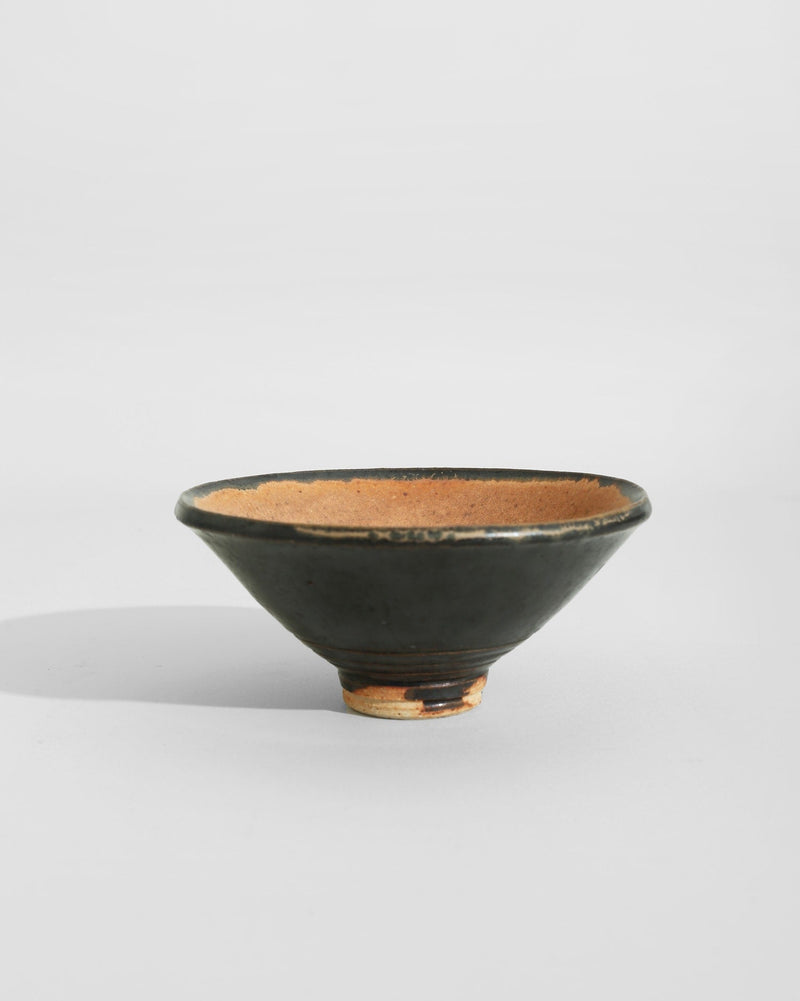 Terracotta/Charcoal Pottery Bowl by Villa | The Oblist