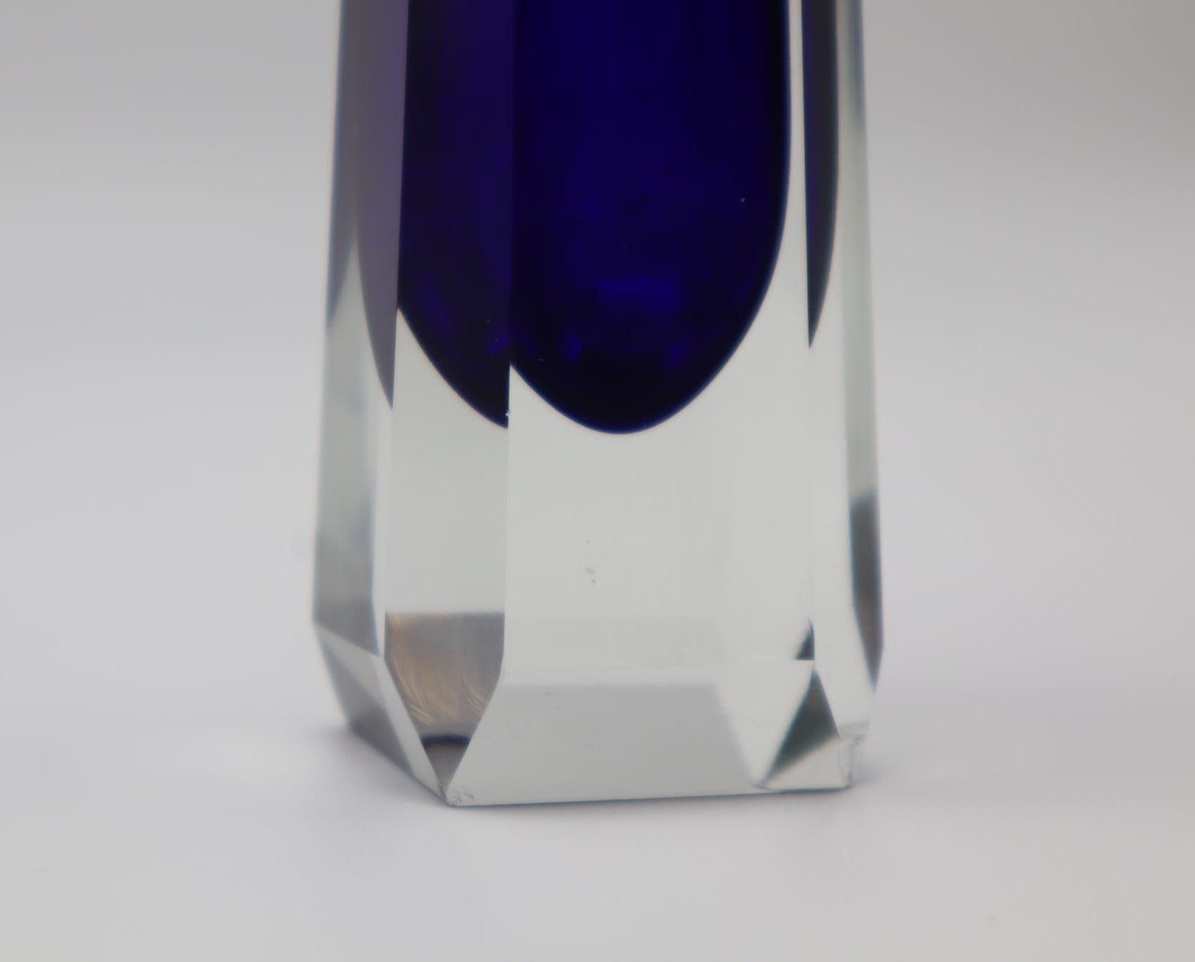 Murano Sommerso Glass Vase – Cobalt Blue Faceted Crystal – Italian Mid Century 1960s — alternate view