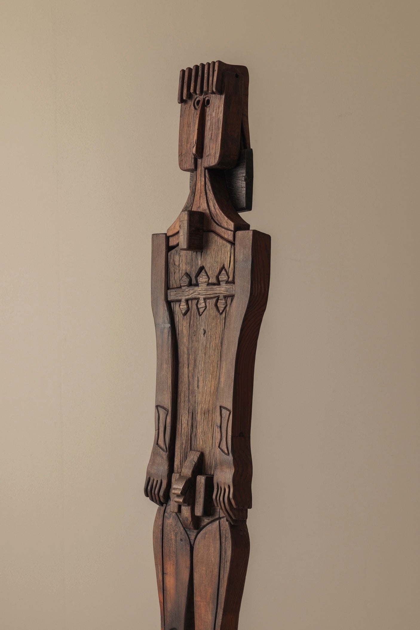 Sculptural Prince figure by Italian artist Luciano Bertolotto, 1990s — lifestyle setting