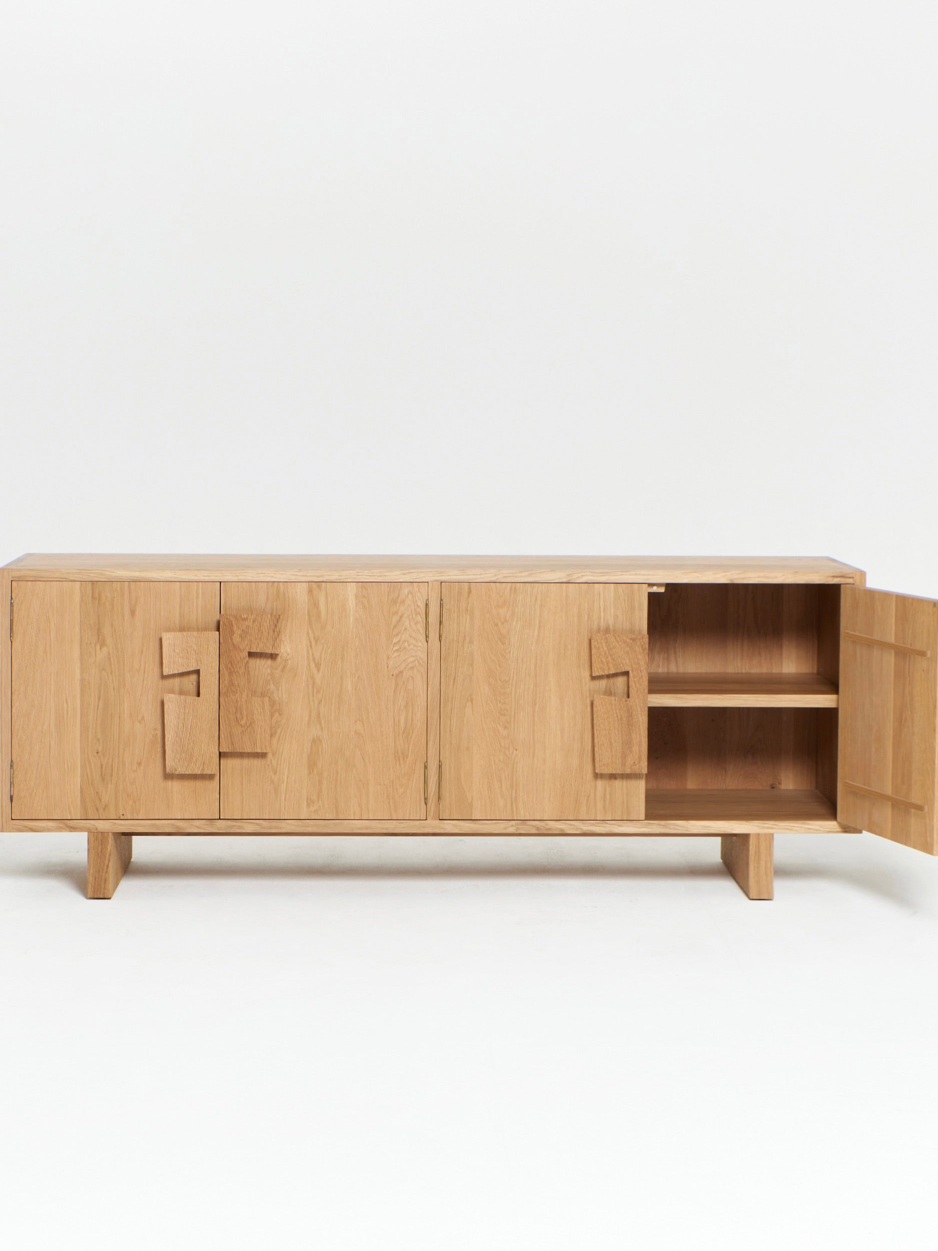 "Douro" Cabinet in Oak