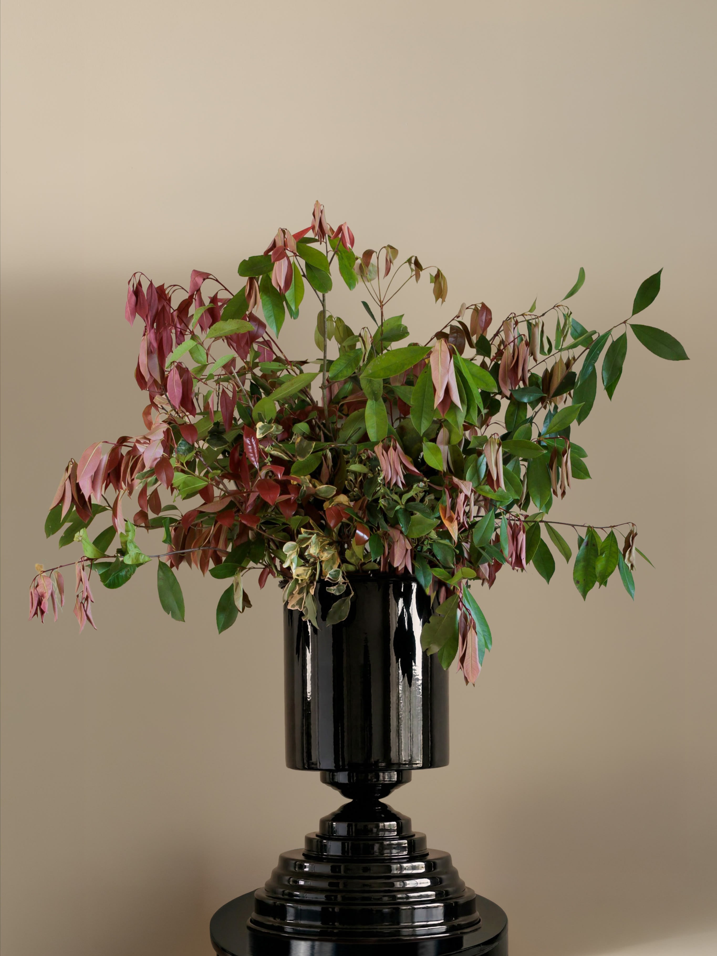 Art Deco Vase in Black glossy Metal by CASPAL | The Oblist