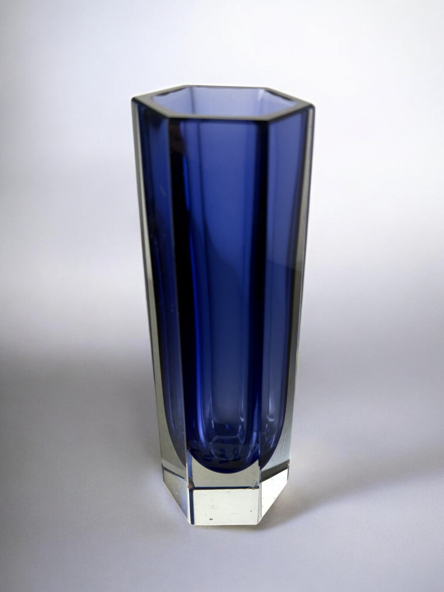 Sommerso Vase by Seguso, blue faceted glass, Murano, Italy, 1970's — front view against a light background
