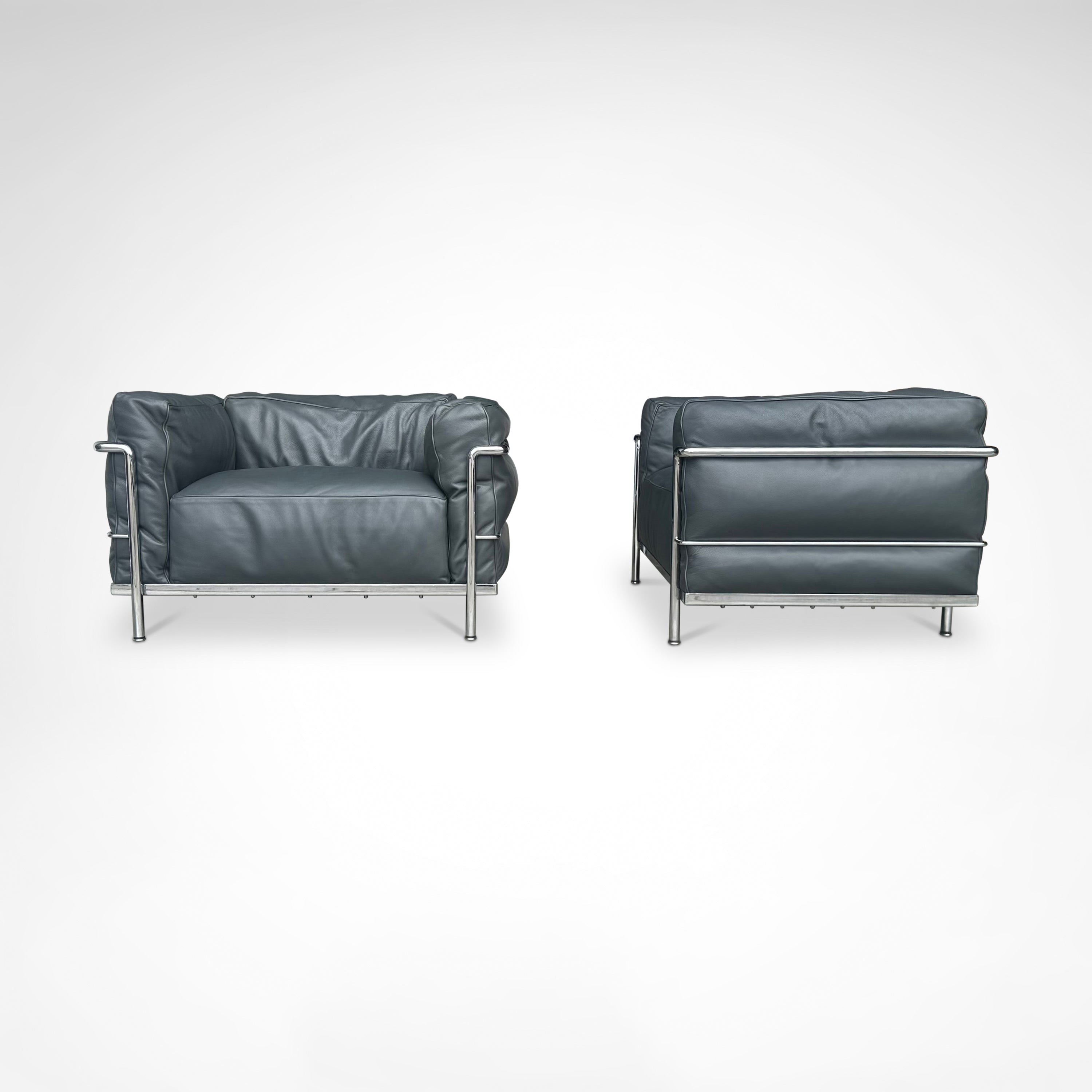 LC3 Down Cushions Y Extra Leather Armchairs by Le Corbusier, Perriand & Jeanneret for Cassina, 1990s, Set of 2 — lifestyle setting