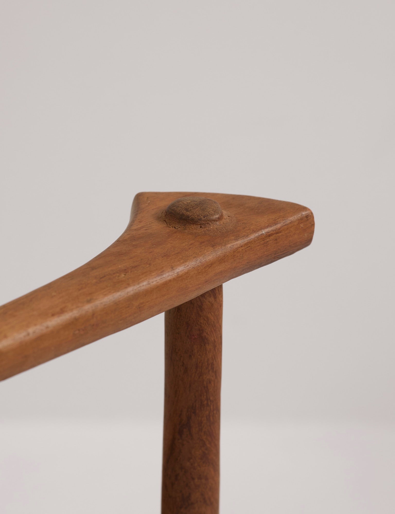Large one-of-a-kind Baoulé chair in solid wood — additional view