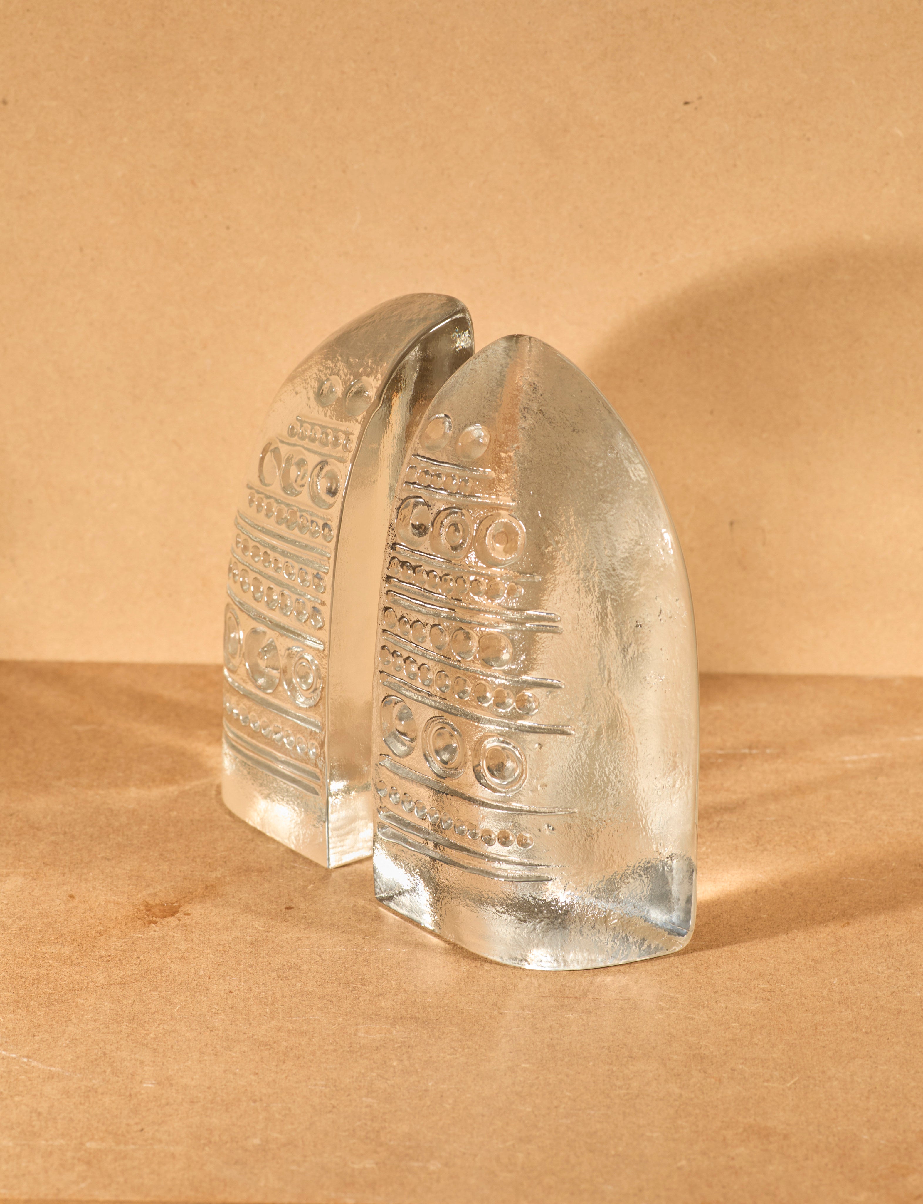 Vintage Bookends in Glass - Vintage Clear Collection — close-up of textured glass surface