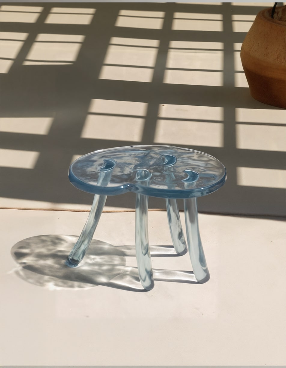 Lung 2.0 Blue Side Table