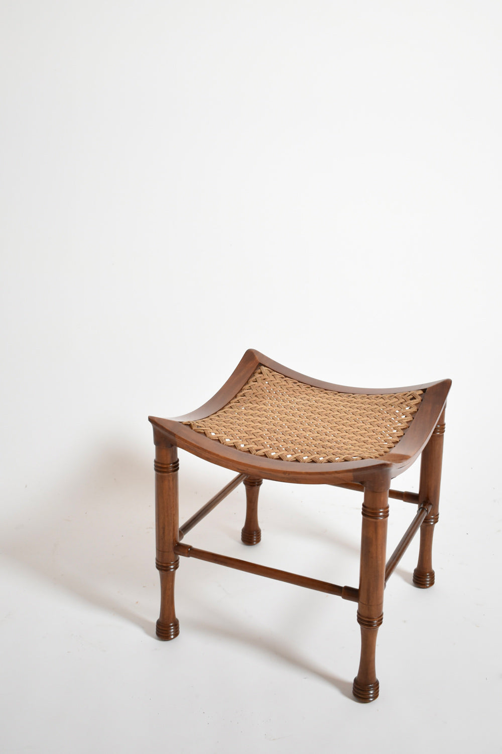 Tabouret en bois Arts & Métiers de Thèbes, années 1900