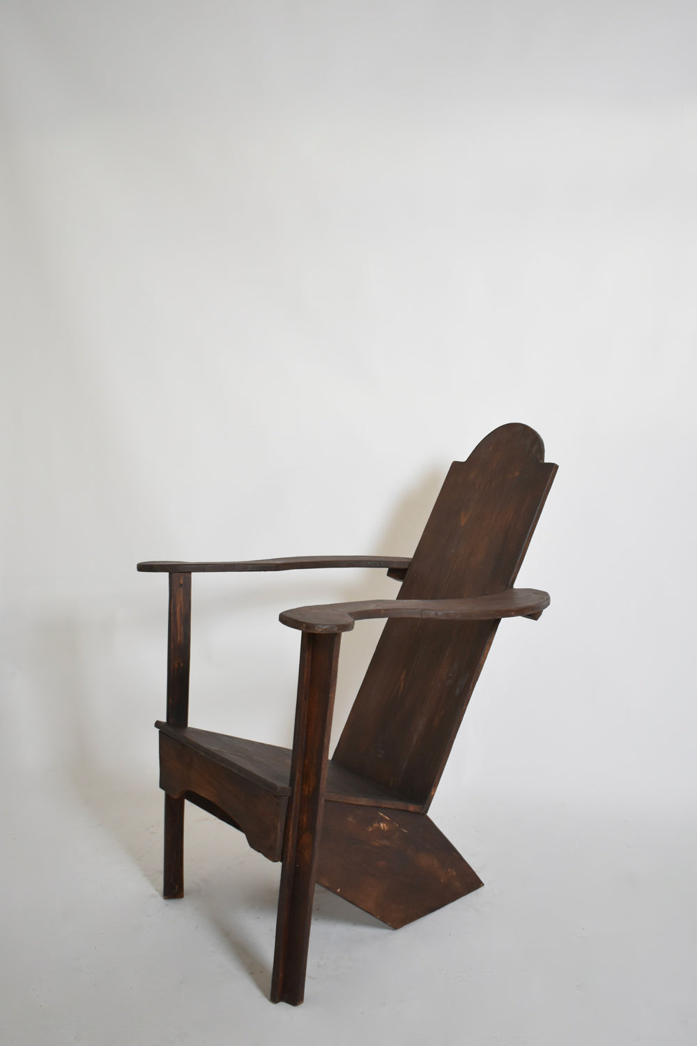 Important Alentejano armchair — detail view
