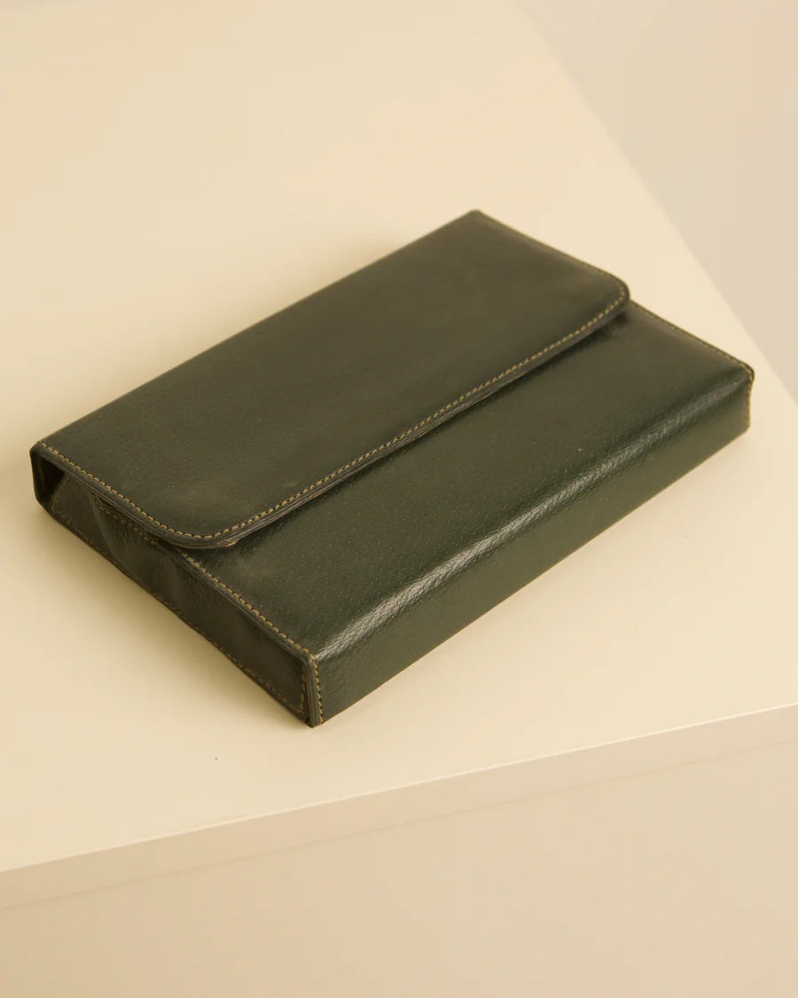 Forest green leather Gucci vide-poche with contrast stitching