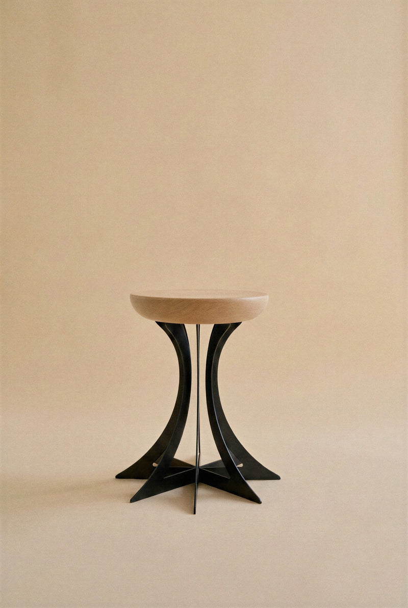 Fibonacci Side Table - Black — close-up