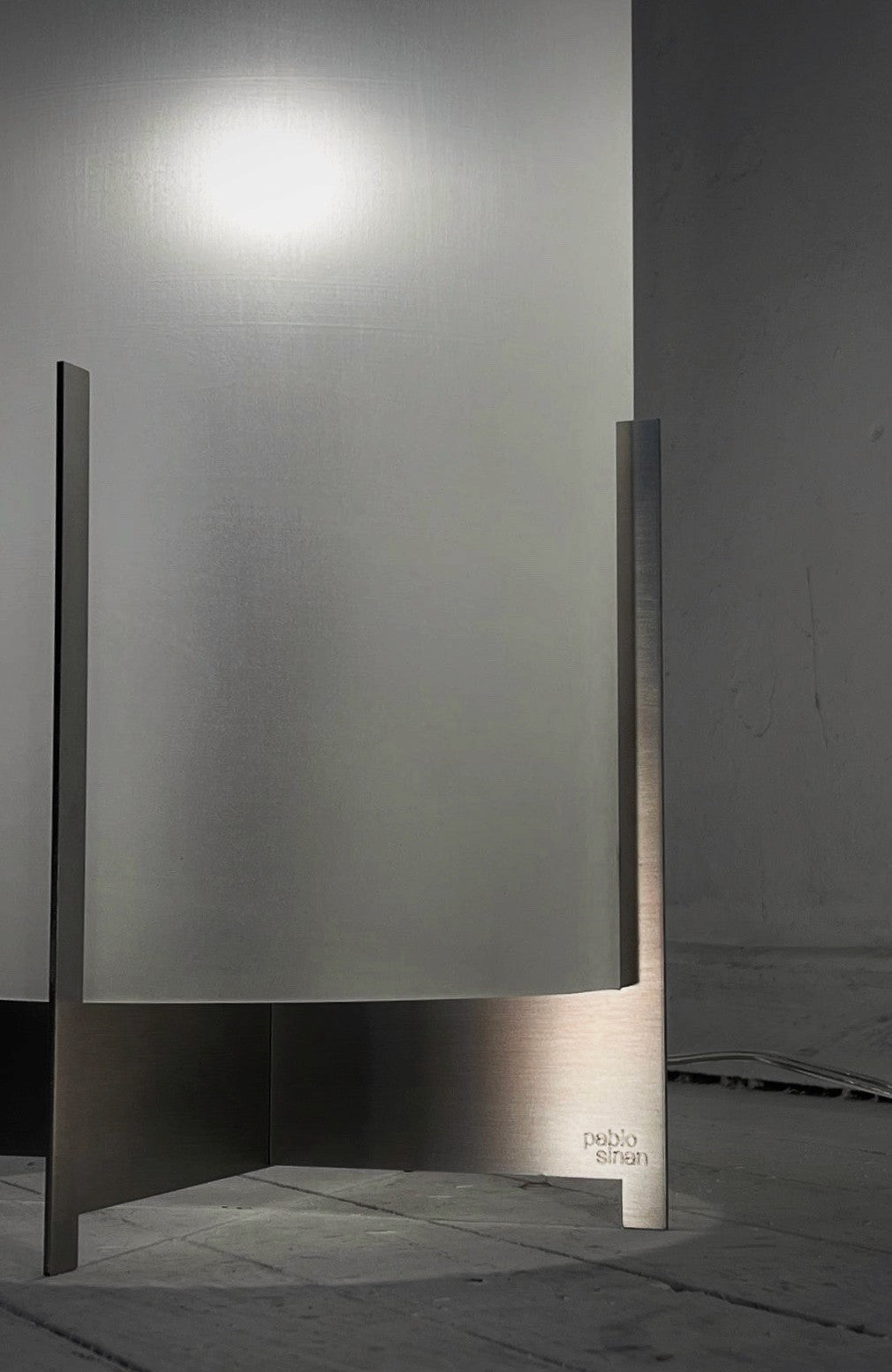 Lumix Floor Lamp Stainless Steel — close-up