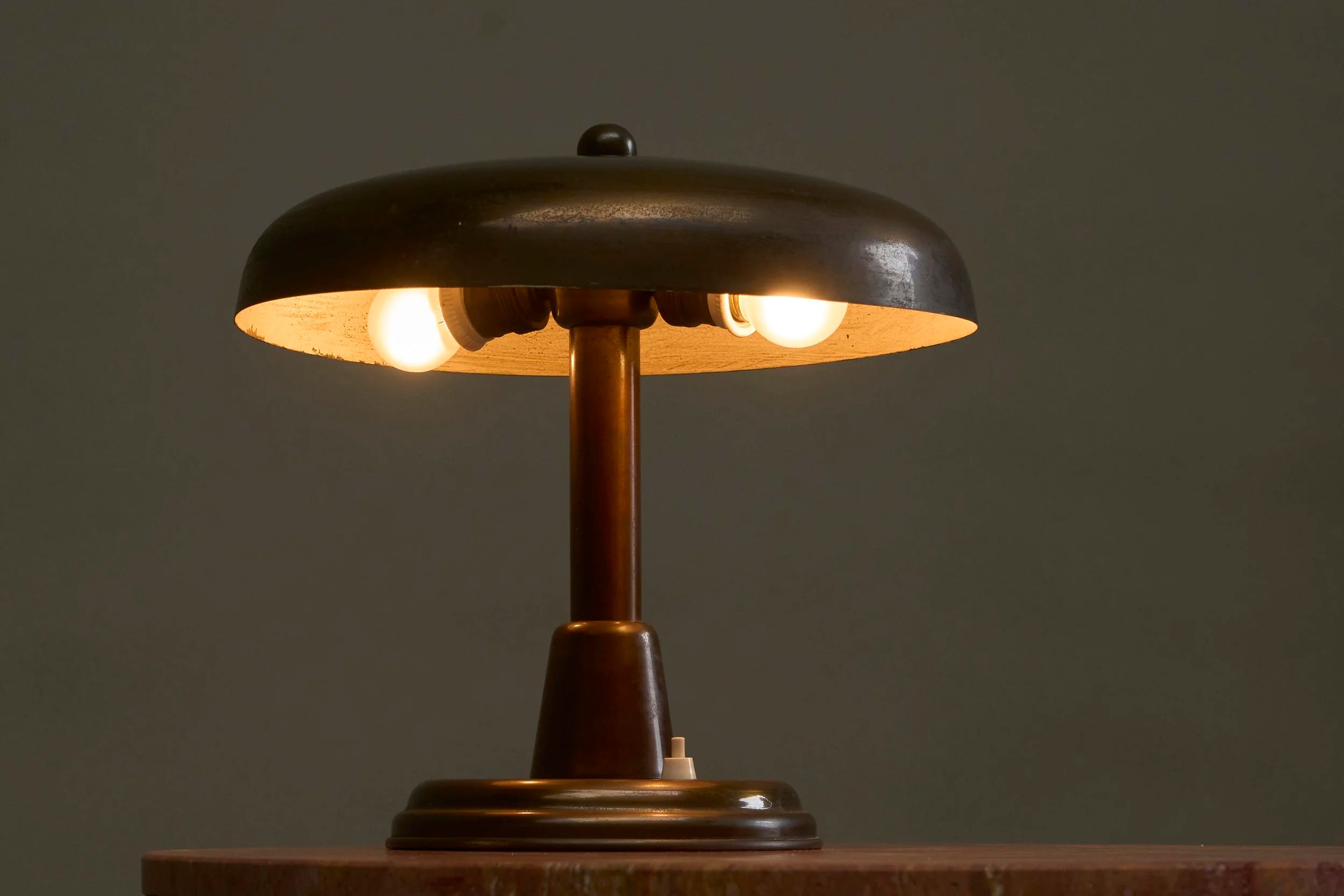Stunning Italian Table Lamp in Patinated Brass 1950s — in context