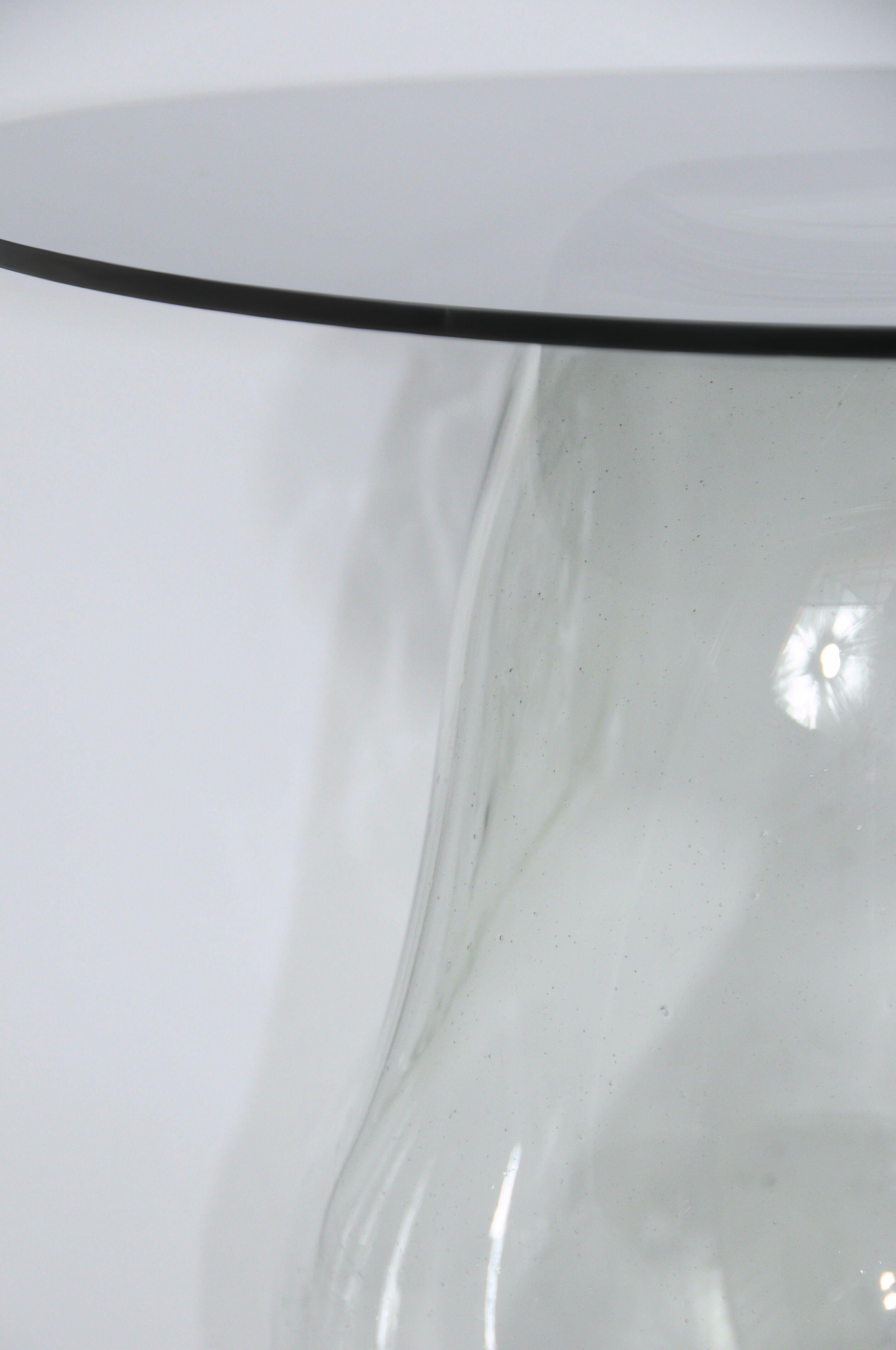 Bubble Side Table in Glass — close-up of curved glass base