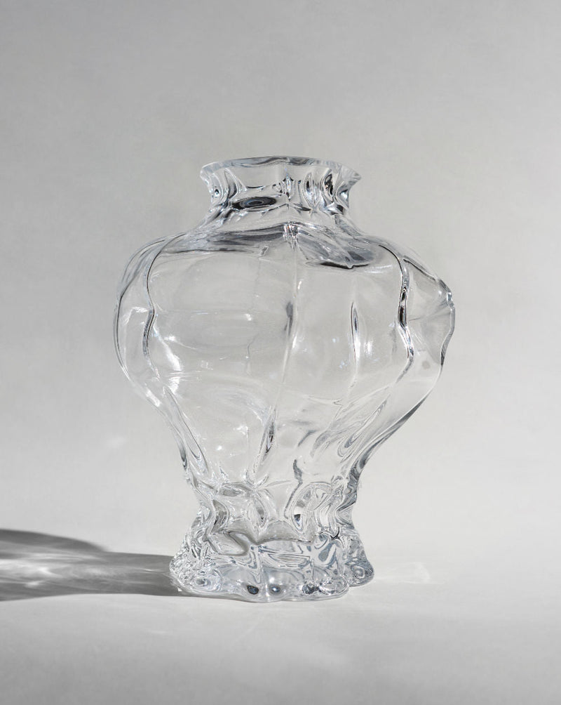 Ammonit Vase - Clear — close-up of textured glass surface