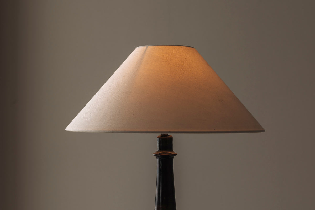 Elegant Set of Two identical French Ceramic Table Lamps, 1960s — alternate view