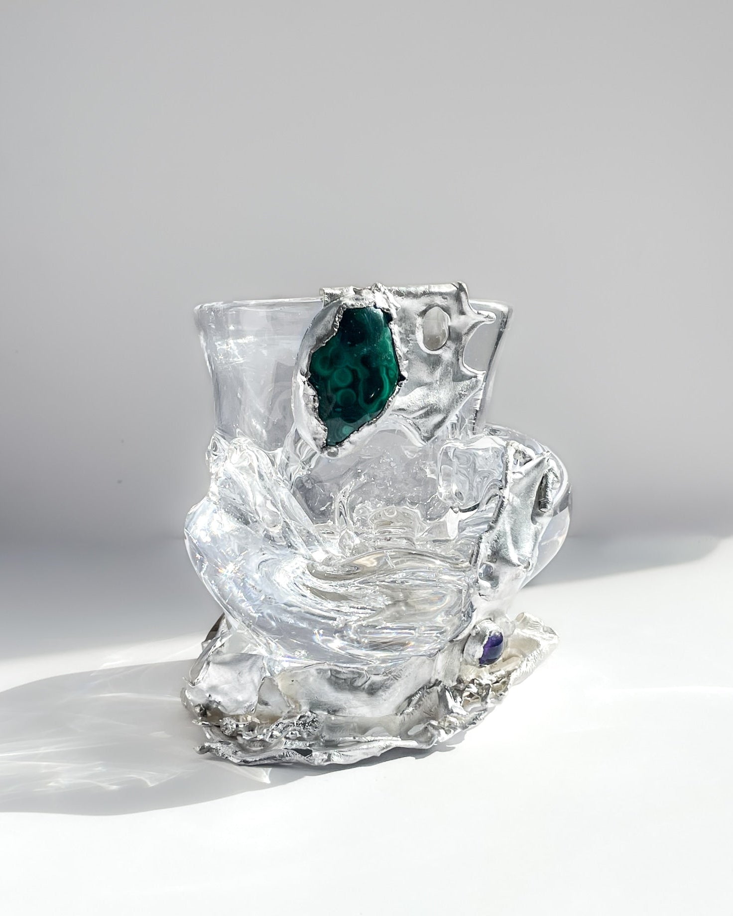 Jewelled Bowl X Lindsey Fontijn by Szkło Studio | The Oblist — clear glass, artisan design