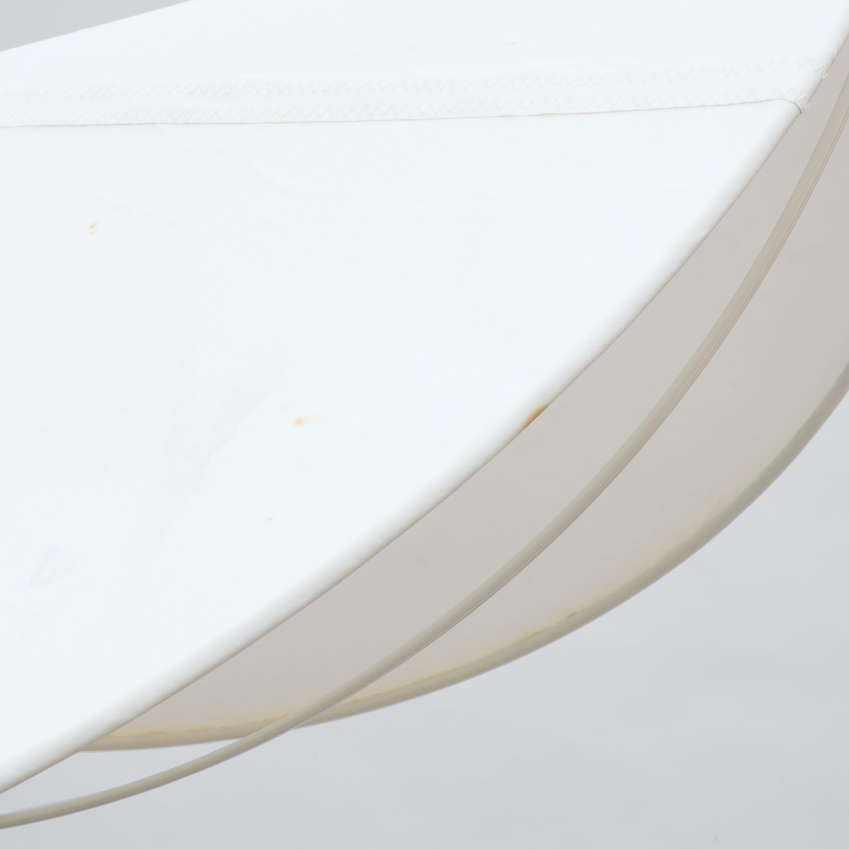 Reminder 002 – Pearl – Ceiling Light — top view of white shade detail