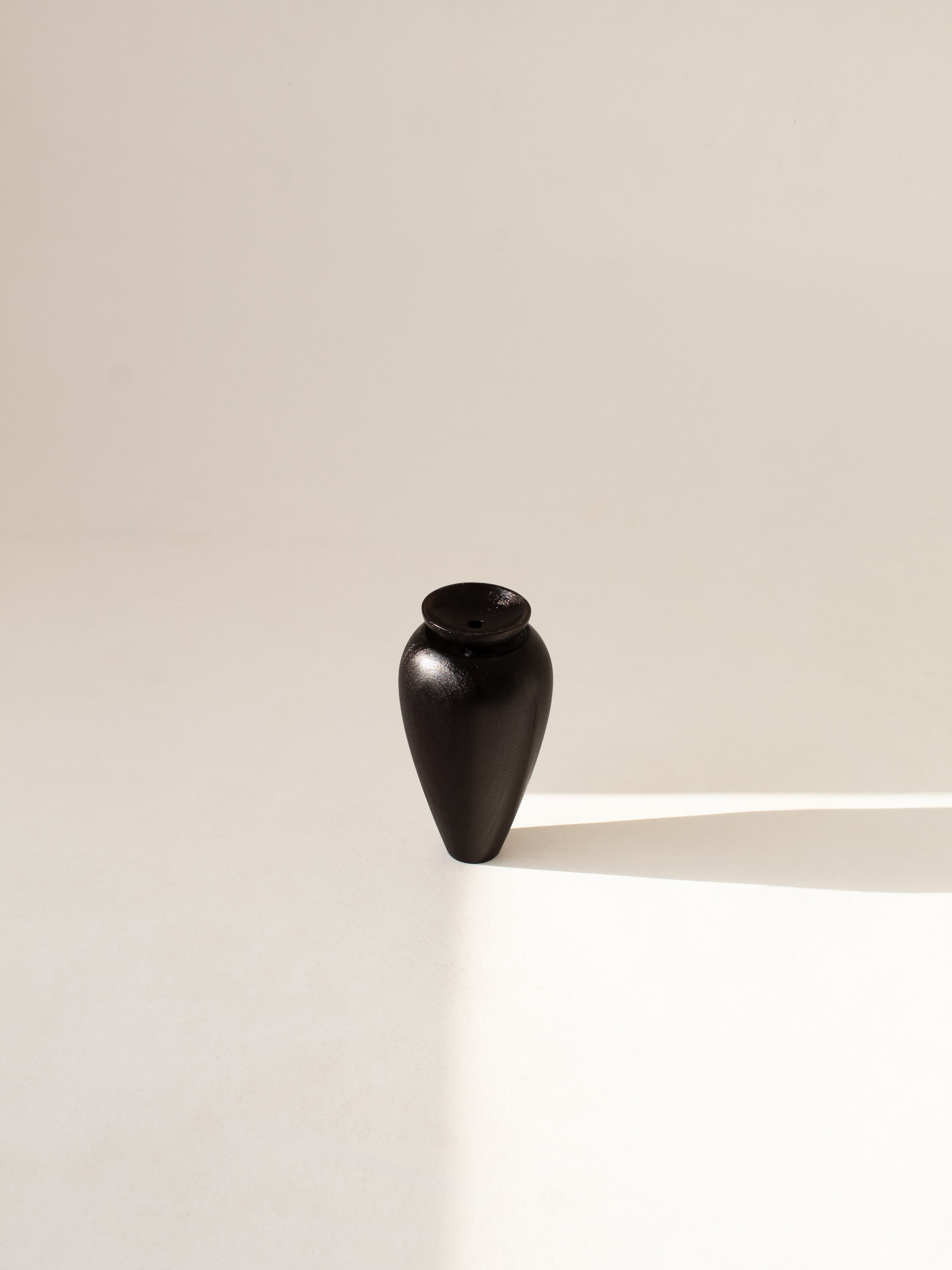 Icarus Vases — side angle