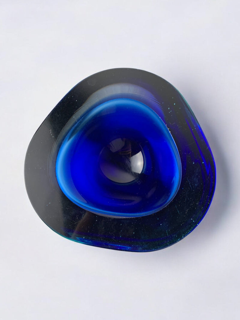 Blue Sommerso bowl by Seguso, Murano glass, Italy, 1970's — top view highlighting deep blue color and smooth curves