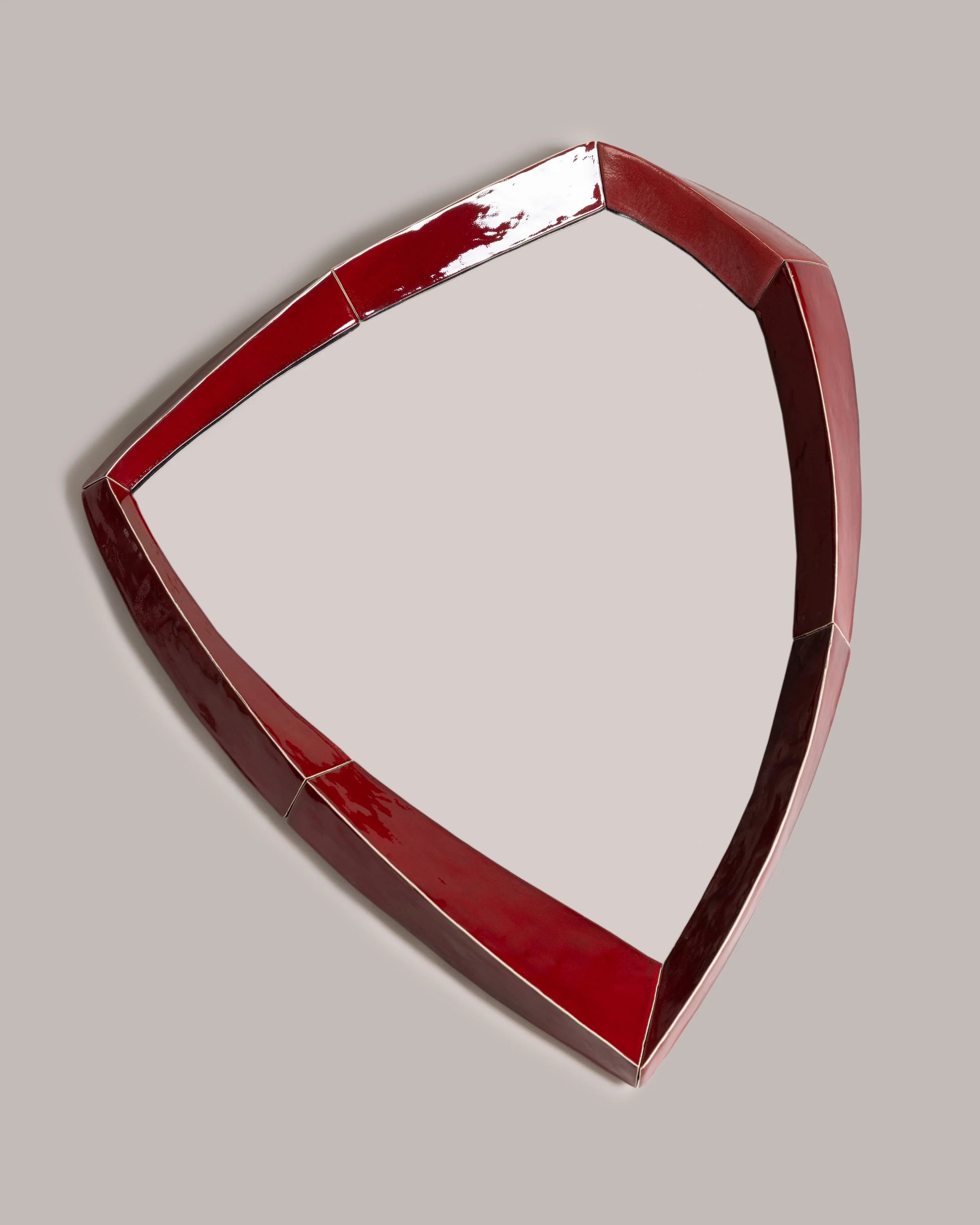 Noa Mirror — close-up