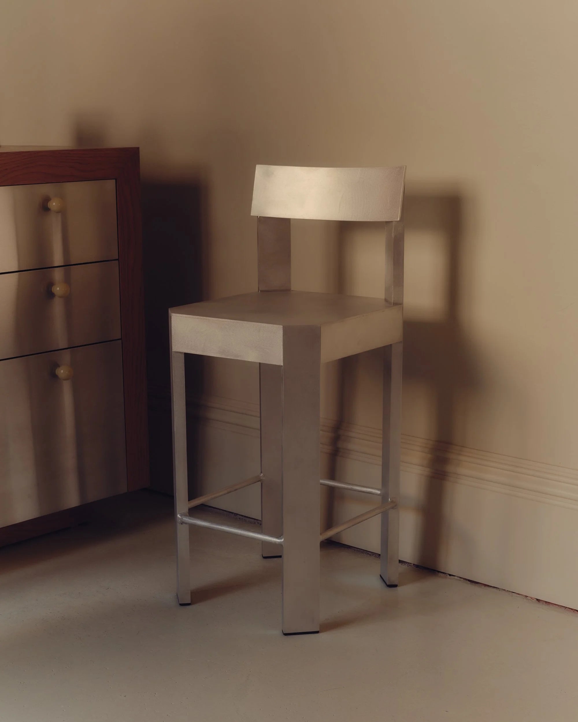 Frame Counter and Bar II by Fomu Studio | The Oblist
