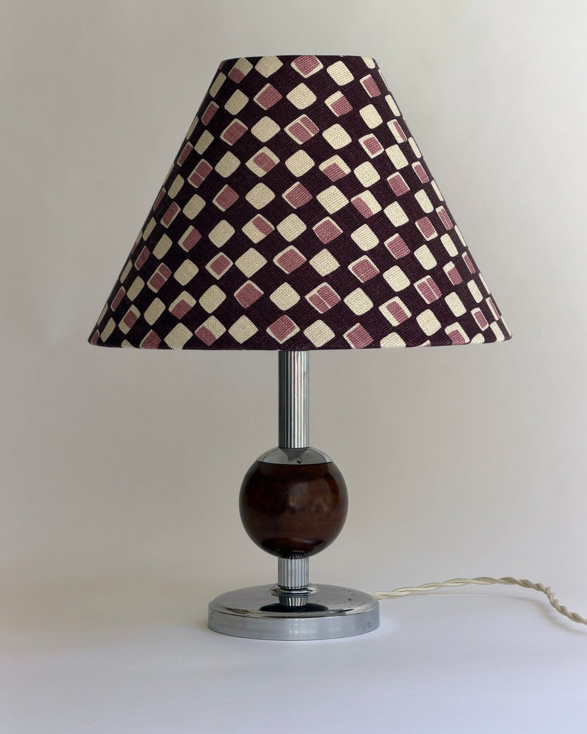 Swedish vintage Art Deco metal and wood table lamp  by Millefiori Interior | The Oblist