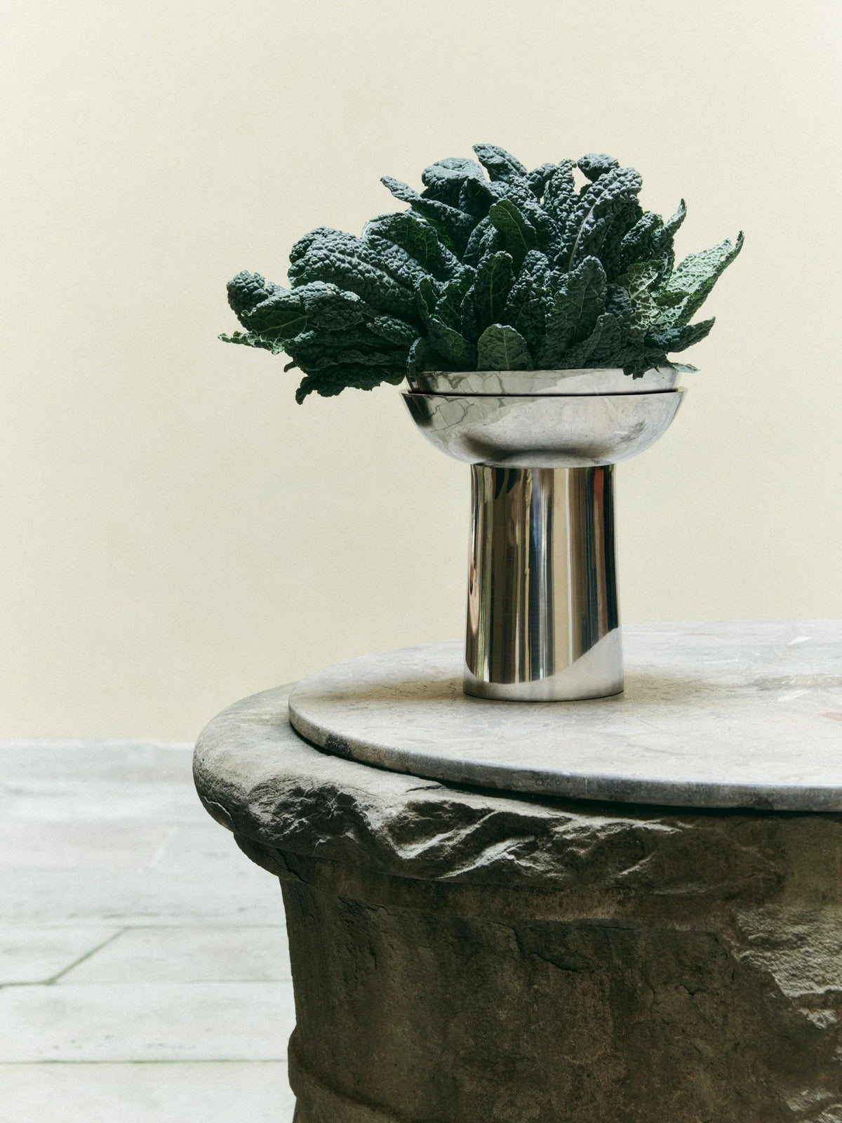 FOUNTAIN VASE 02 — detail view