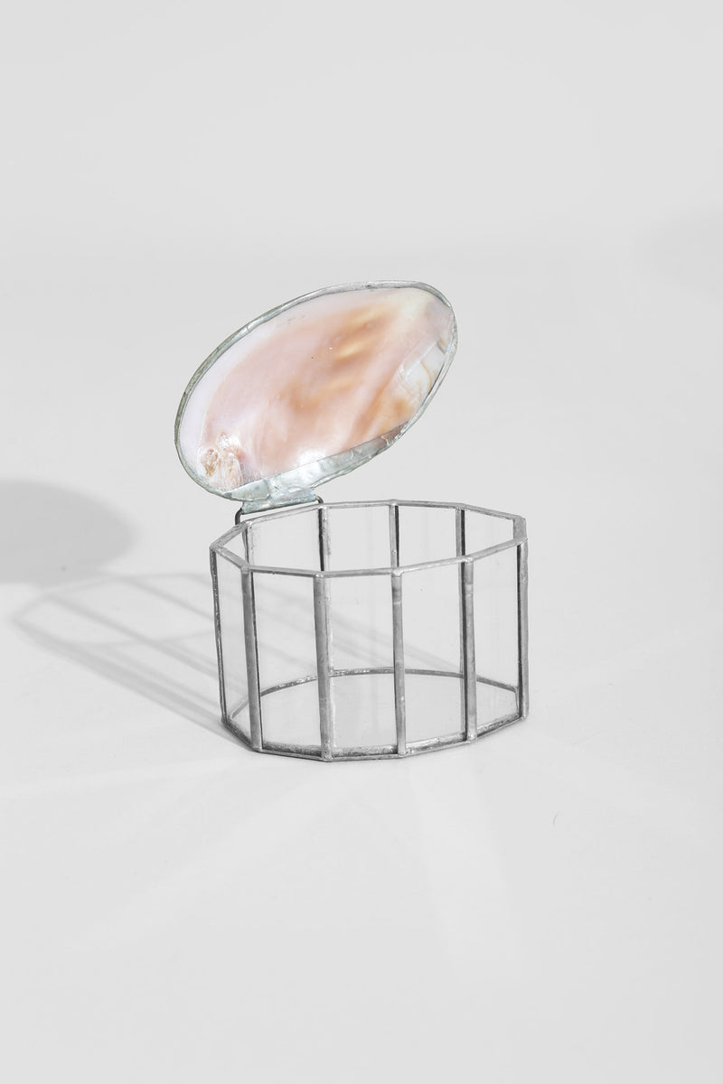 Shell Jewelry Box — detail view