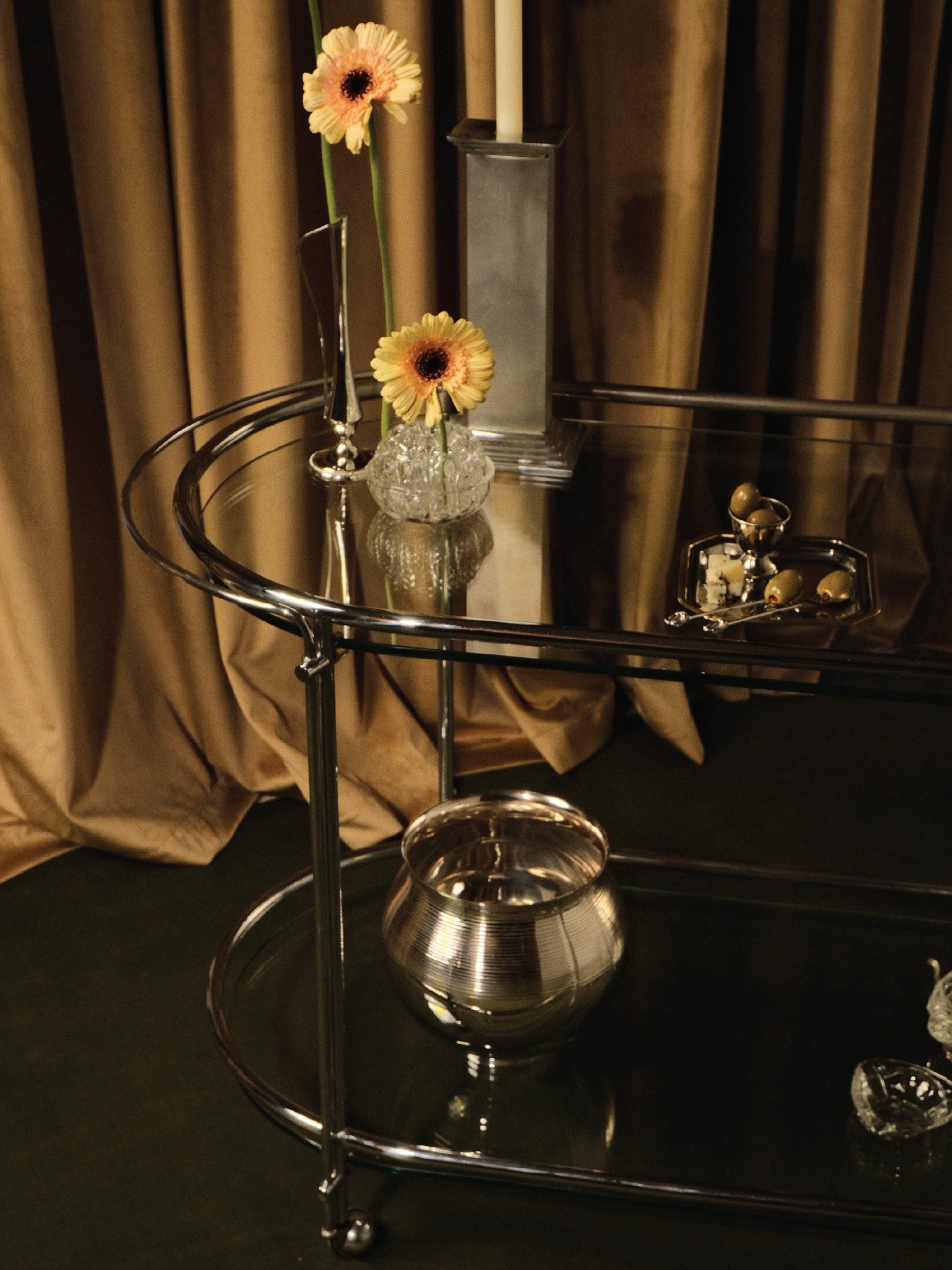 Gallotti & Radice "Riki" T52 Serving Trolley — close-up