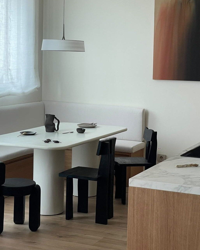 Julinha Dining Table — detail view