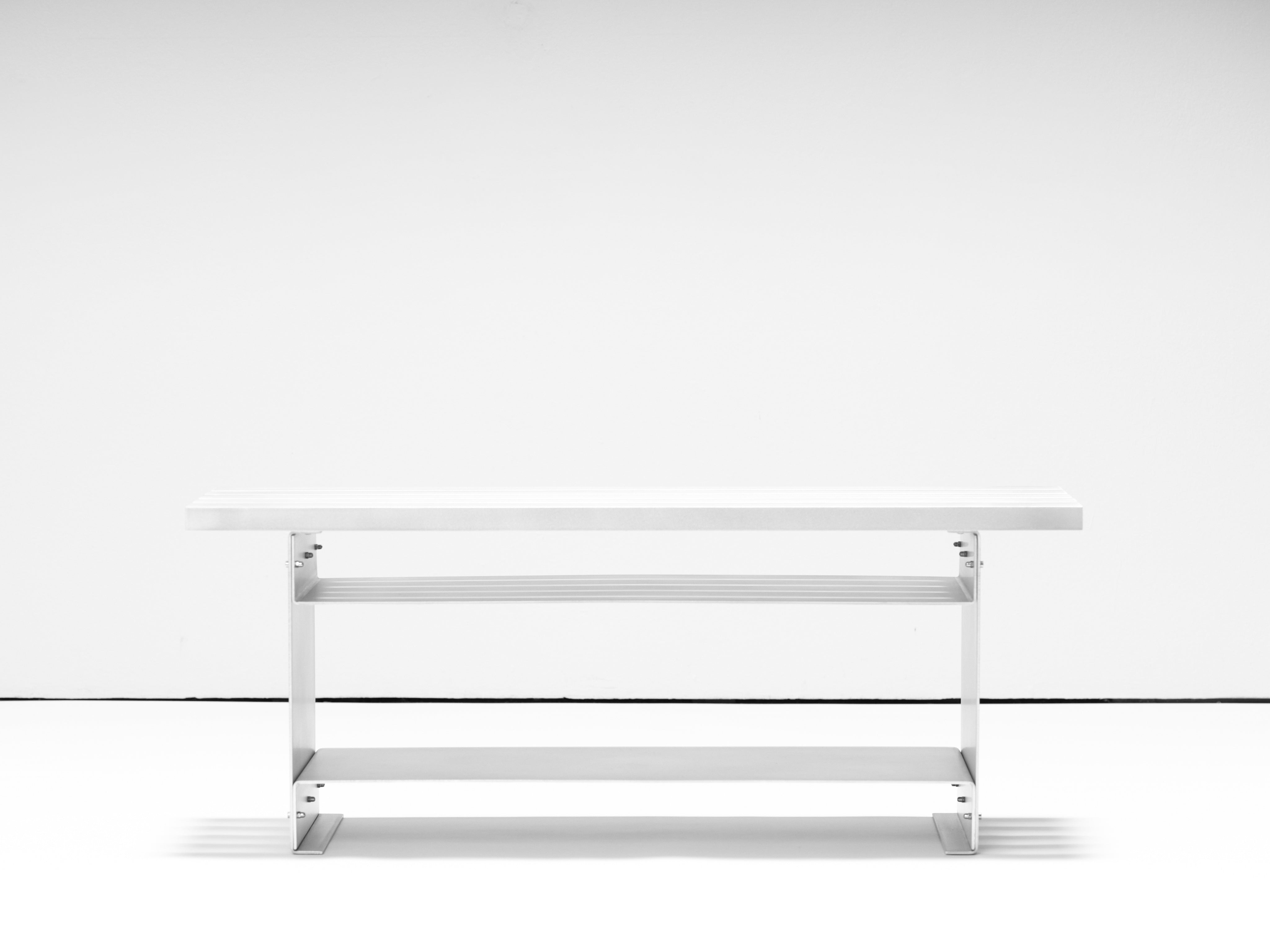 Wing Bench — lifestyle setting