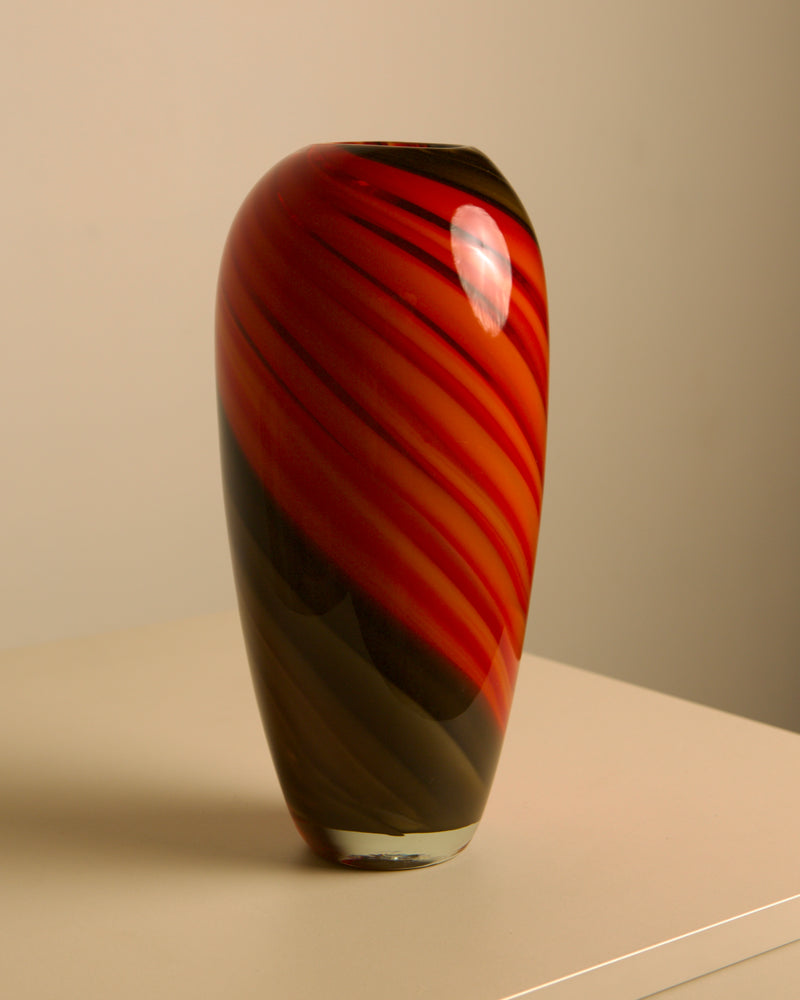 80s Italian Murano Glass Fire Draped Vase — close-up