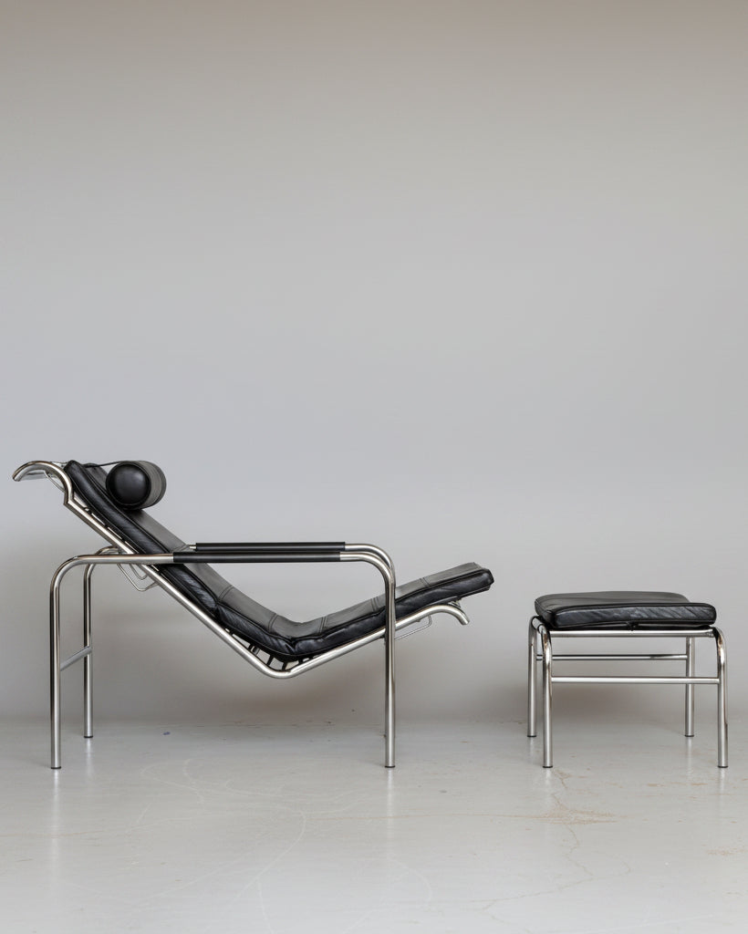 Gabriele Mucchi "Genni" Chaiselongue & Ottomane for Zanotta by Eilers Interieur | The Oblist