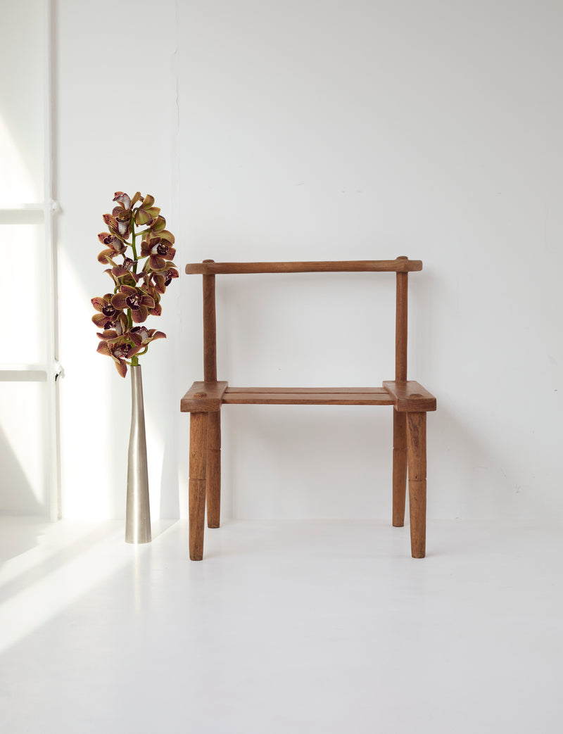 Large one-of-a-kind Baoulé chair in solid wood by DIG IN JAPAN | The Oblist