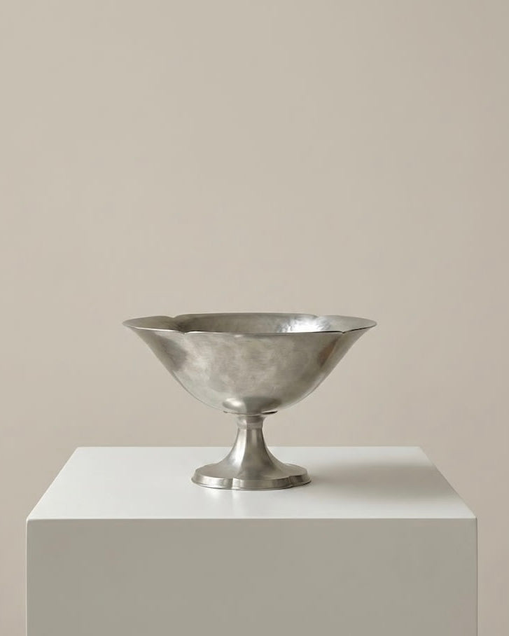 Footed Art Deco Bowl by Just Andersen by Médecine | The Oblist