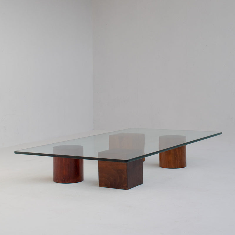 Vintage Coffee Table in Wood and Glass — close-up of glass top and wooden base